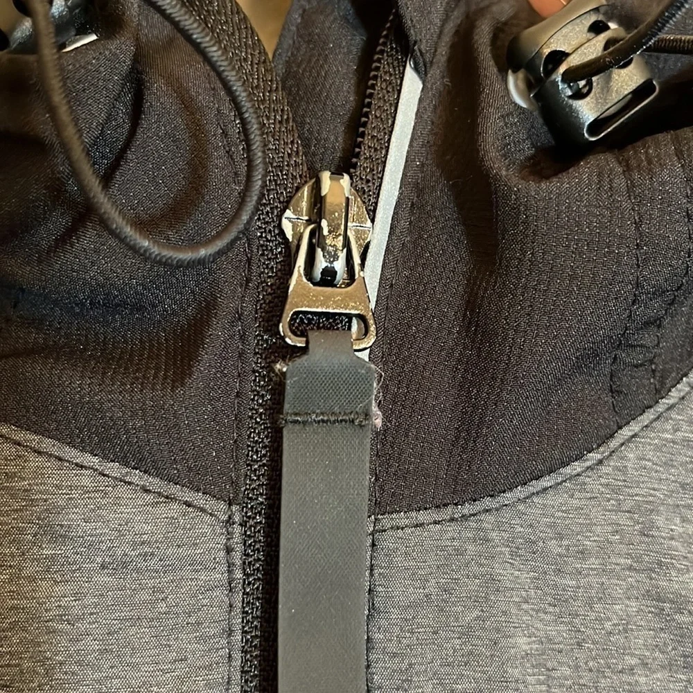 𝅺ADIDAS Hooded Zipper Athletic Jacket